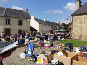 VIDE-GRENIERS DU COMITE DES FETES