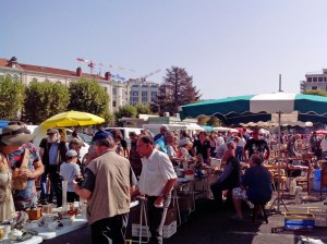 Marché aux puces des salins