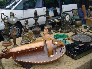 Marché aux puces des Salins