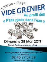 Vide grenier dans les rues de Tharon