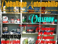 AUTOMOBILIA Vide Garage Mécanique Vintage à Velleron