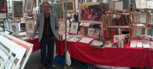 Brocante Antiquités & Vintage de la Place de la Bourse