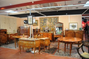 SALON ANTIQUITES BROCANTE COLLECTIONS