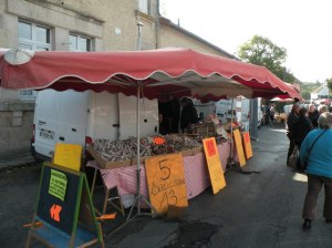 Brocvide-greniers.Foiratout.Marchésaveurs.Artisanat