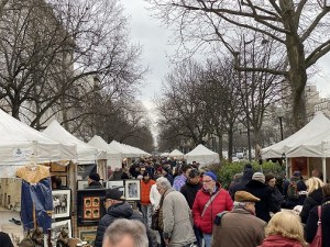 Antiquités Brocante Pro. Cours de Vincennes