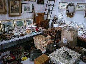 VIDE-GRENIER PARTICULIER