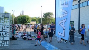 VIDE-GRENIER, PUCES, BROC