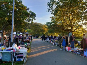 Vide-grenier de L'Association J'aime Les brosses de Crépieux-La-Pape