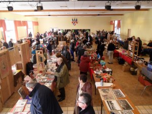 BROCANTE PRO ET VENTE DE LIVRES EN INTÉRIEUR