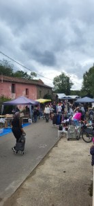 24 éme vide-greniers des particuliers